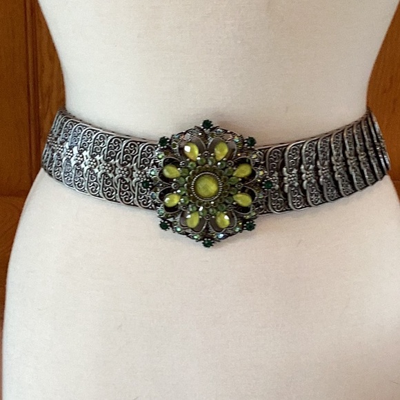 Ladies Belt - Picture 2 of 16